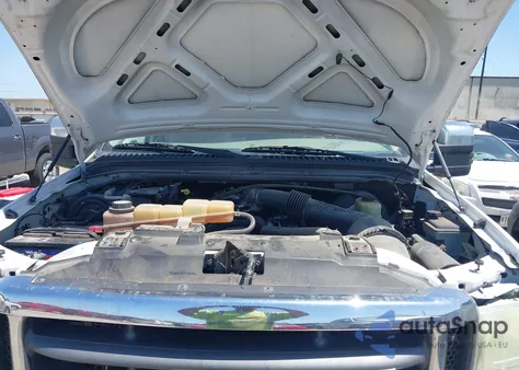 2004 Ford F-250 Lariat/Xl/Xlt z USA, uszkodzony, nr VIN 1FTNX20L14EA53550